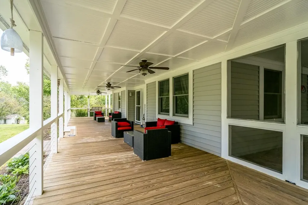 6070 Fredericksburg Road Barboursville VA 22923