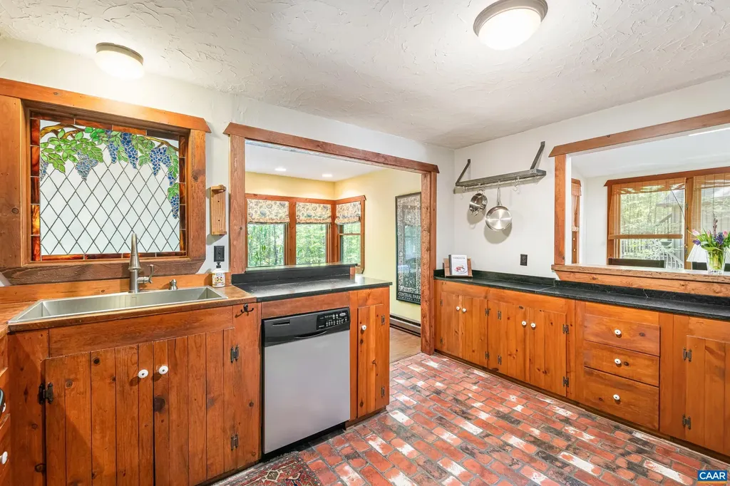 3939 Buck Island Road Charlottesville VA 22902
