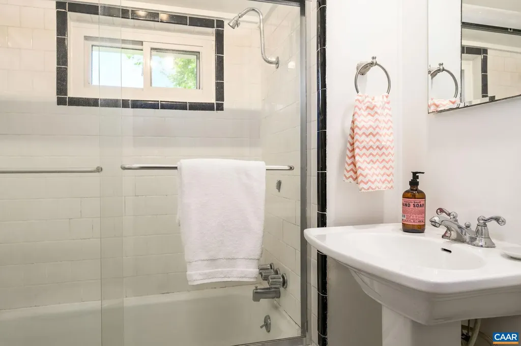 704 Blenheim Avenue Charlottesville VA 22902