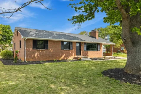 217 Stonewall Drive Waynesboro VA 22980