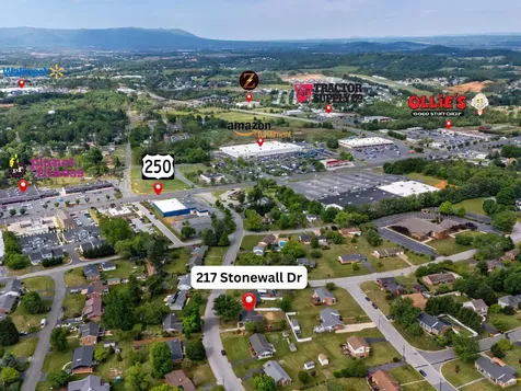 217 Stonewall Drive Waynesboro VA 22980
