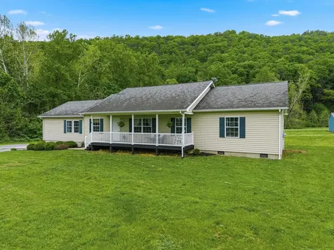 2645 Dry Run Road Luray VA 22835