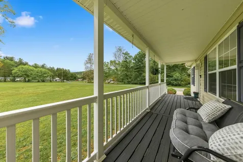 2645 Dry Run Road Luray VA 22835