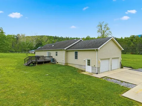 2645 Dry Run Road Luray VA 22835