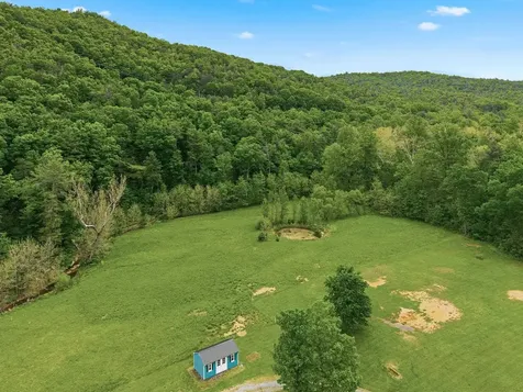 2645 Dry Run Road Luray VA 22835