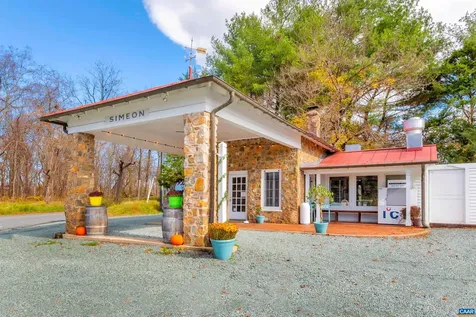 323 Oldfield Drive Charlottesville VA 22902
