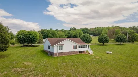 2220 Pinewoods Road Quicksburg VA 22847