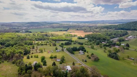 2220 Pinewoods Road Quicksburg VA 22847