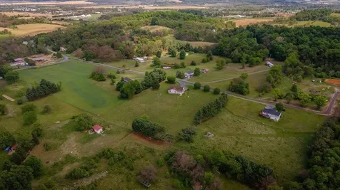 2220 Pinewoods Road Quicksburg VA 22847