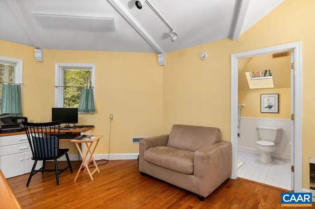 105 Saddleback Knoll Nellysford VA 22958