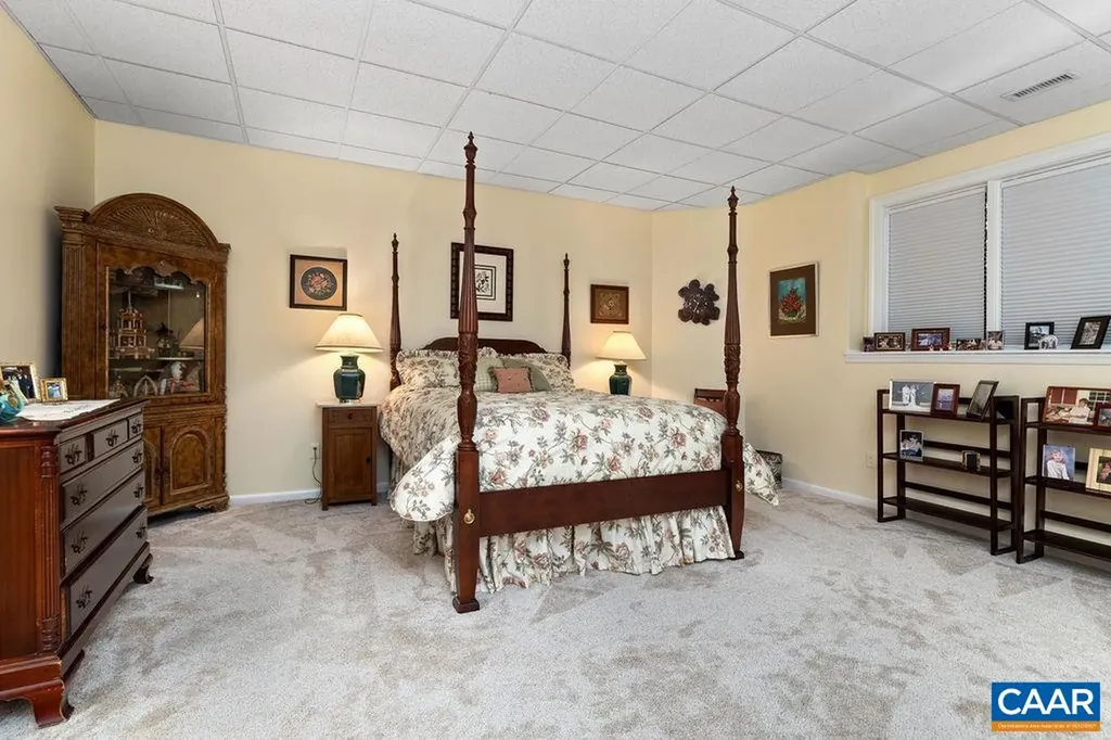 105 Saddleback Knoll Nellysford VA 22958