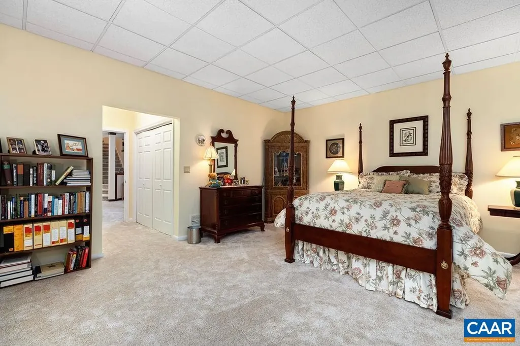 105 Saddleback Knoll Nellysford VA 22958