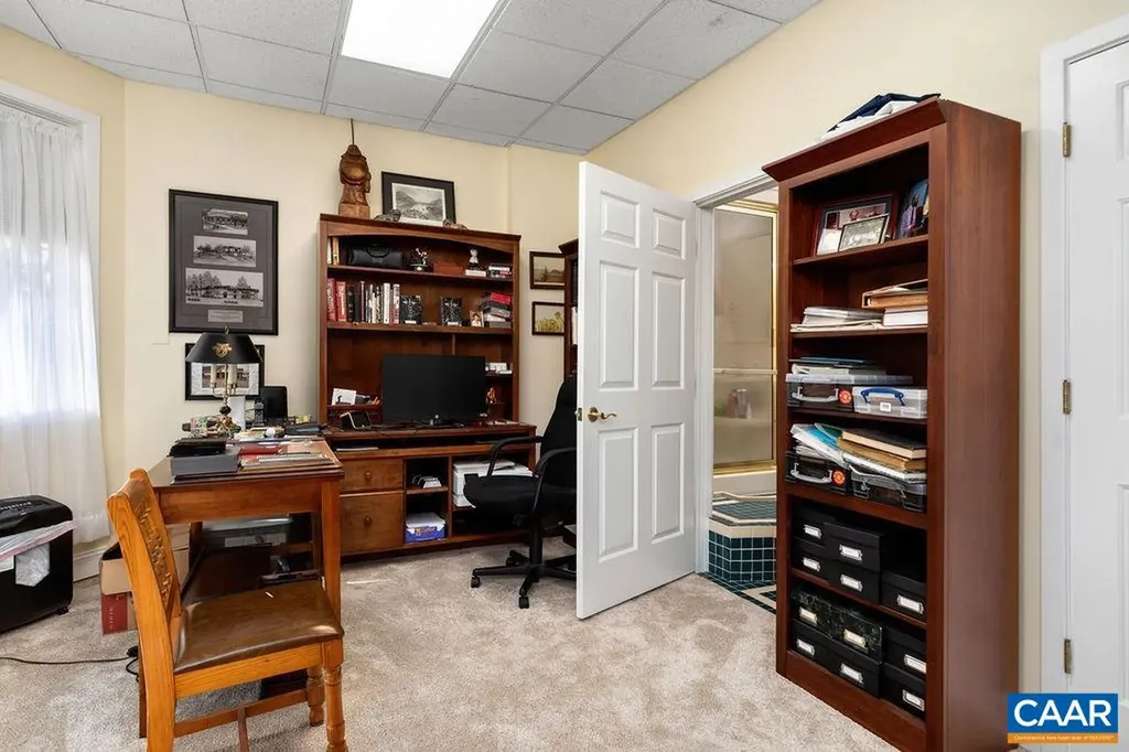 105 Saddleback Knoll Nellysford VA 22958