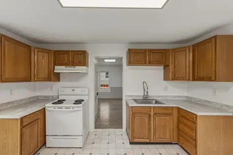 223 High Street W Woodstock VA 22664