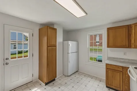 223 High Street W Woodstock VA 22664