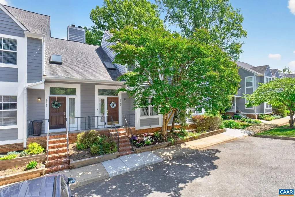 1247 Maple View Drive Charlottesville VA 22902