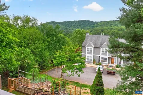 1247 Maple View Drive Charlottesville VA 22902