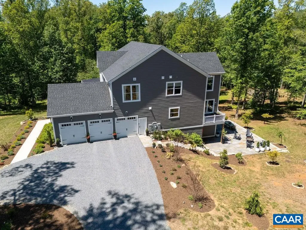 6574 Dick Woods Road Charlottesville VA 22903