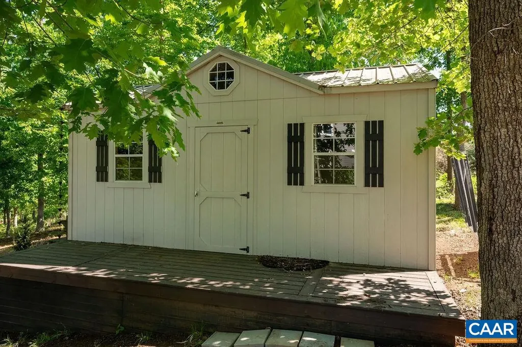 6574 Dick Woods Road Charlottesville VA 22903