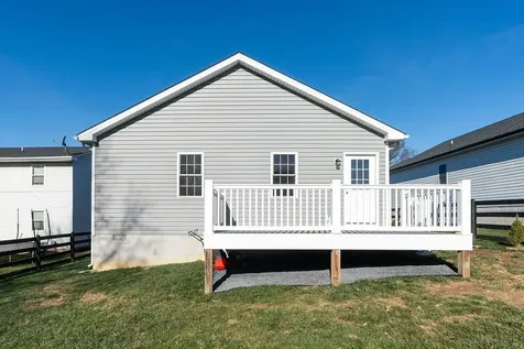 56 Church Hill Lane Fishersville VA 22939