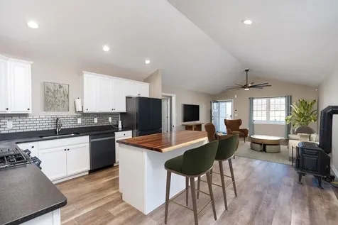 56 Church Hill Lane Fishersville VA 22939