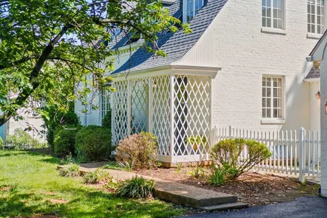 41 Ridgeview Road Staunton VA 24401