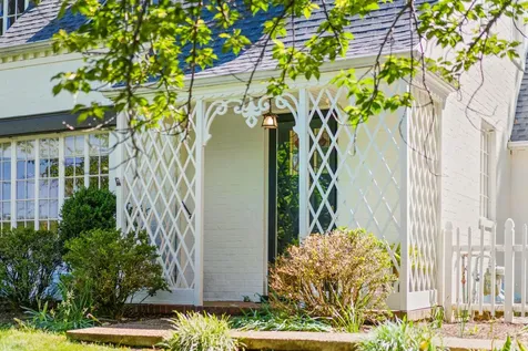 41 Ridgeview Road Staunton VA 24401