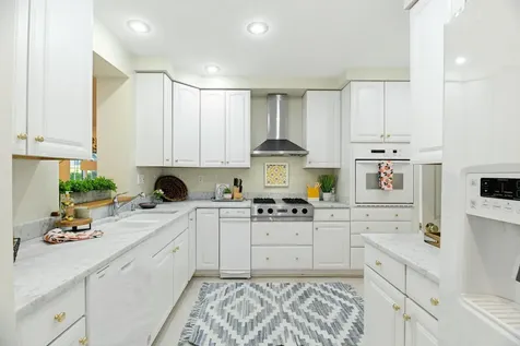 41 Ridgeview Road Staunton VA 24401