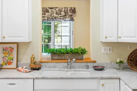 41 Ridgeview Road Staunton VA 24401