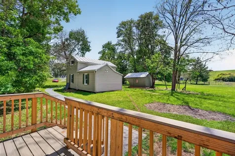 4157 North East Side Highway Elkton VA 22827