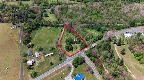 4157 North East Side Highway Elkton VA 22827