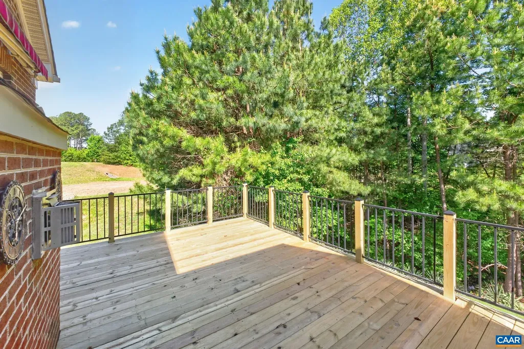 64 Blue Ridge Terrace Zion Crossroads VA 22942