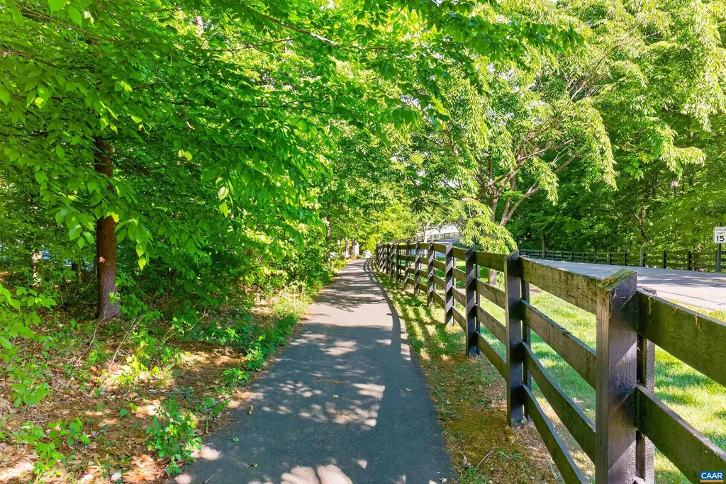 64 Blue Ridge Terrace Zion Crossroads VA 22942