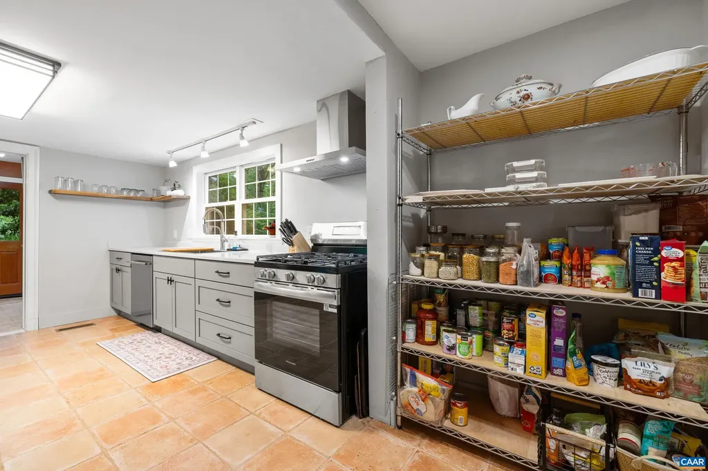 826 Beagle Gap Road Crozet VA 22932