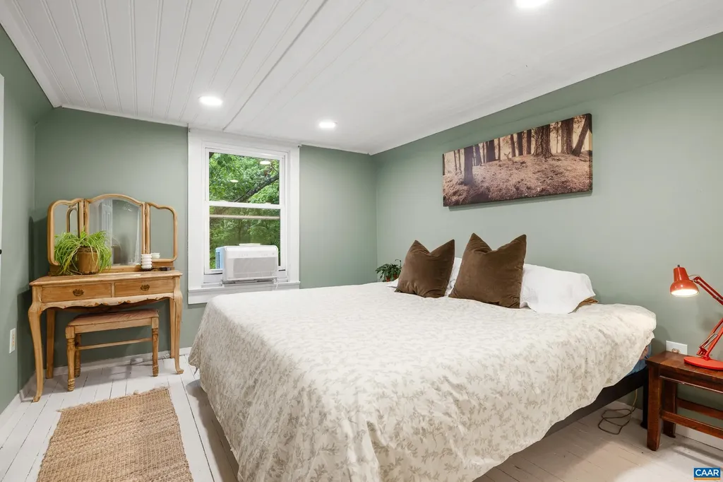 826 Beagle Gap Road Crozet VA 22932
