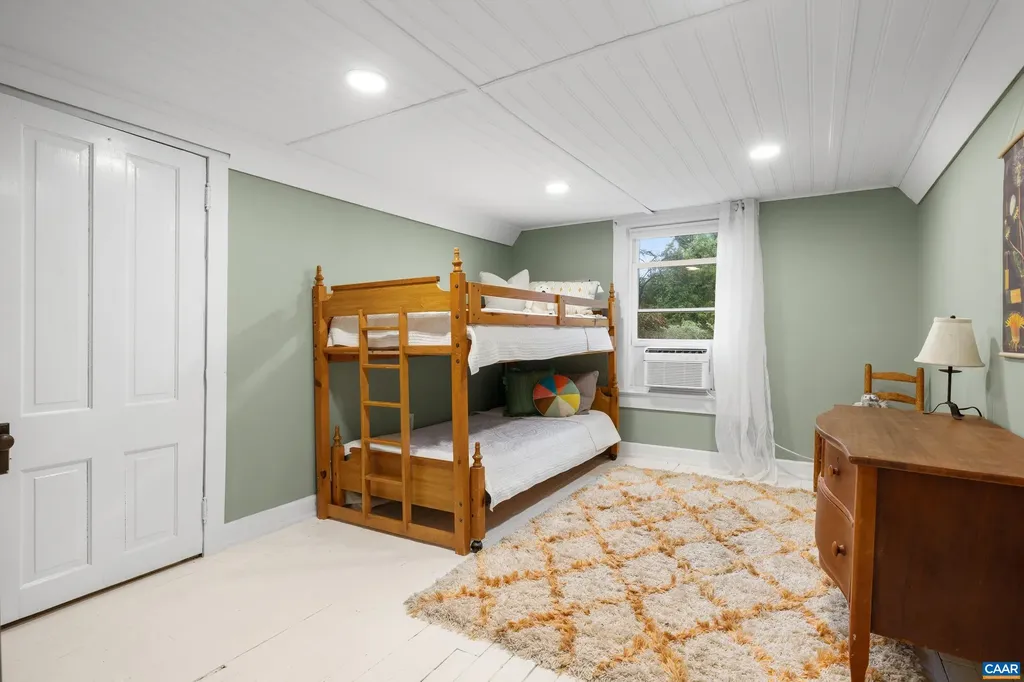 826 Beagle Gap Road Crozet VA 22932