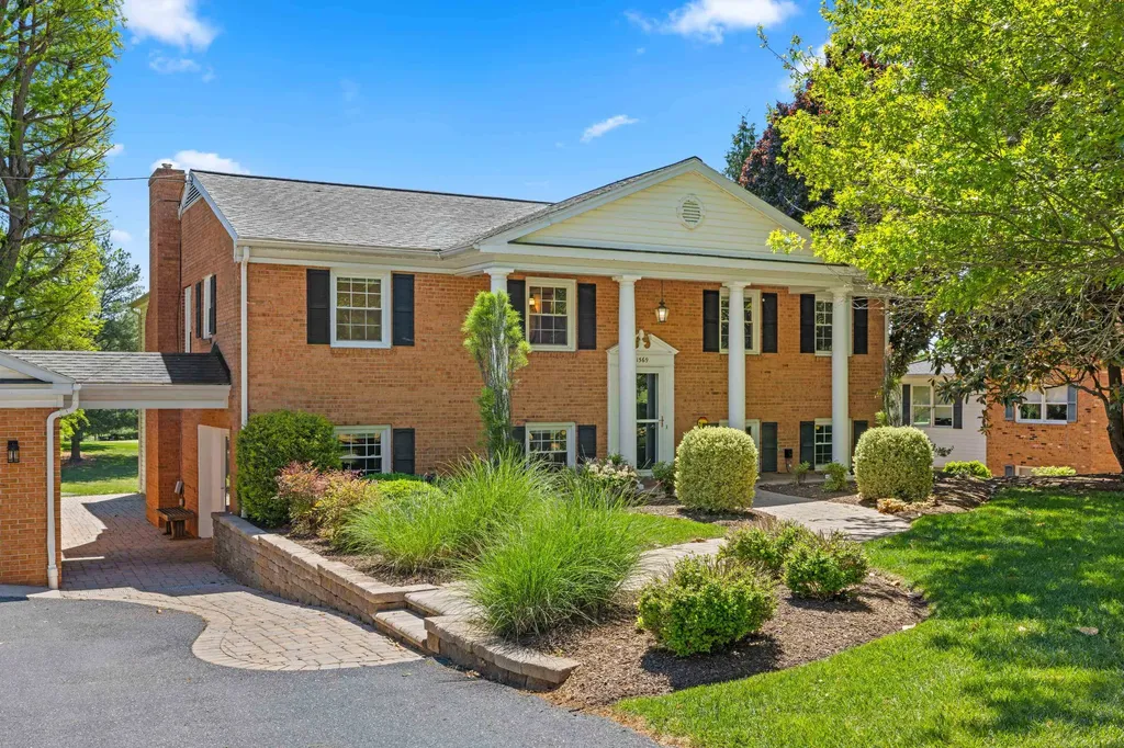 1569 Massanetta Springs Road Rockingham VA 22801