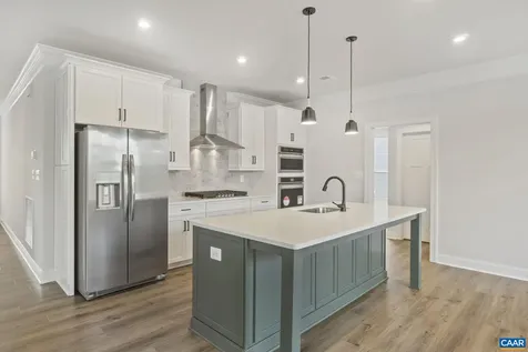 305 Sunbird Lane Waynesboro VA 22980
