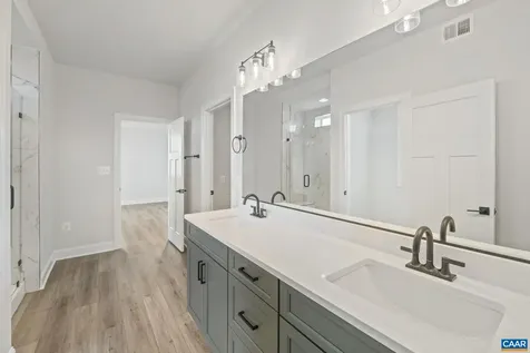 305 Sunbird Lane Waynesboro VA 22980