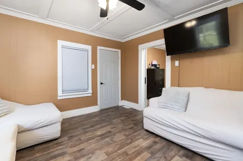 143 Pkin Lane Raphine VA 24472