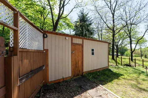 143 Pkin Lane Raphine VA 24472