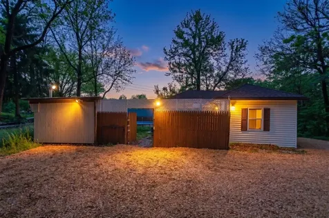 143 Pkin Lane Raphine VA 24472