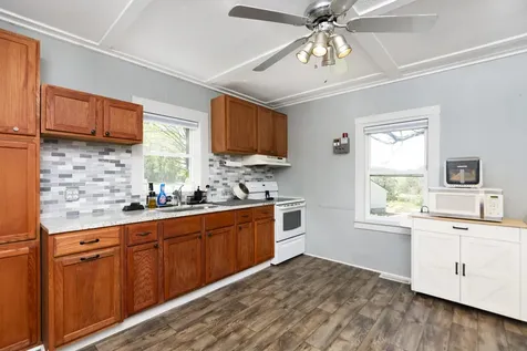 143 Pkin Lane Raphine VA 24472