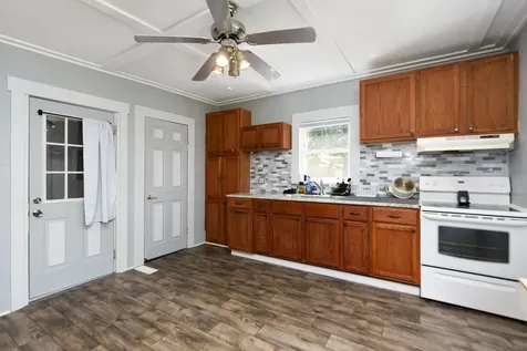 143 Pkin Lane Raphine VA 24472