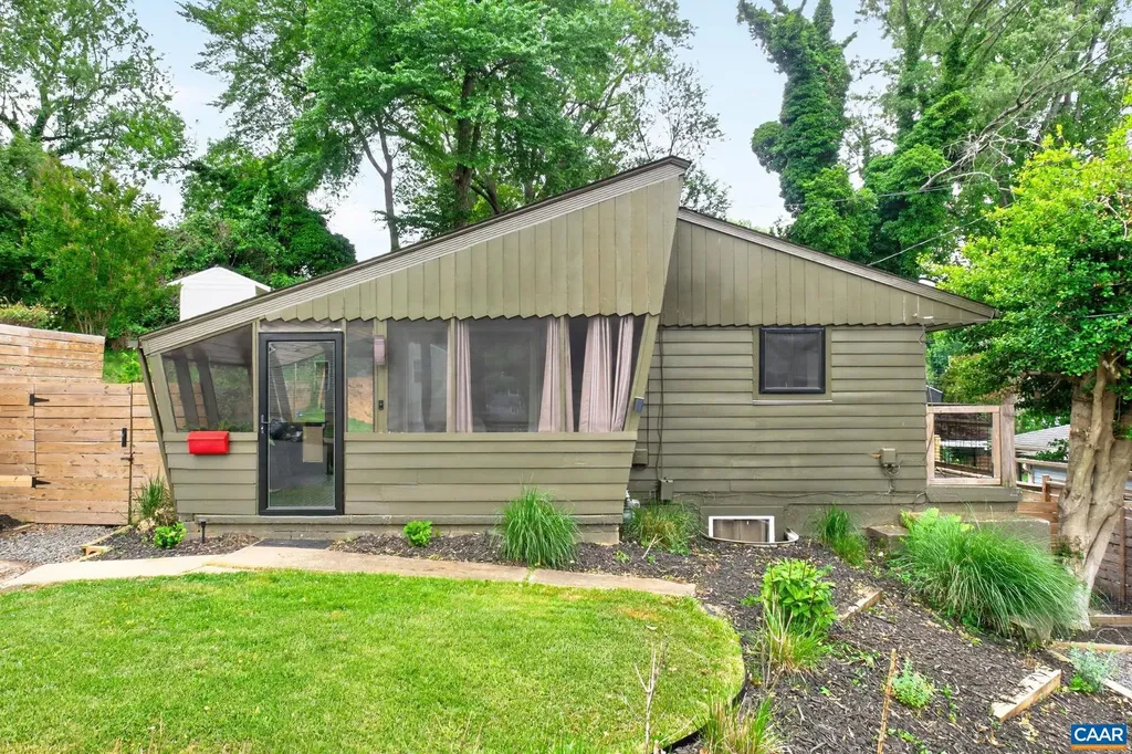1408 Ab Baker Street Charlottesville VA 22903
