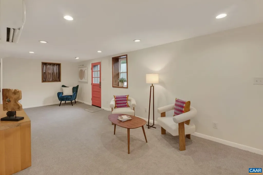 1408 Ab Baker Street Charlottesville VA 22903
