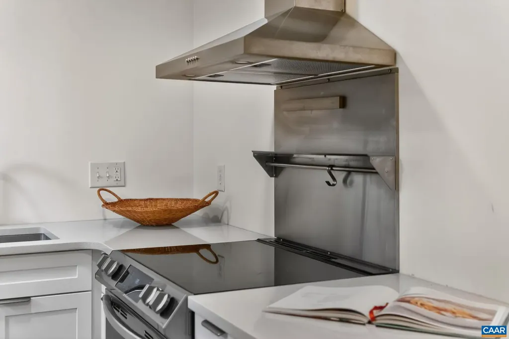 1408 Ab Baker Street Charlottesville VA 22903