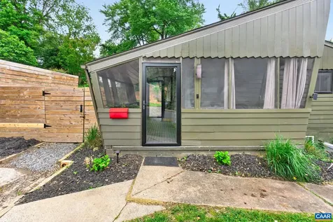 1408 Baker Street Charlottesville VA 22903