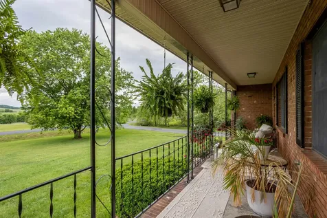 11 Meadowbrook Drive Stuarts Draft VA 24477