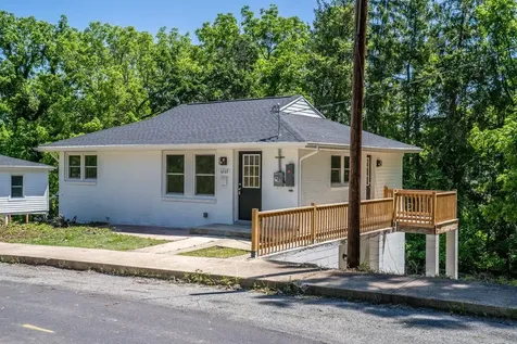 1205 Burnett Street Staunton VA 24401